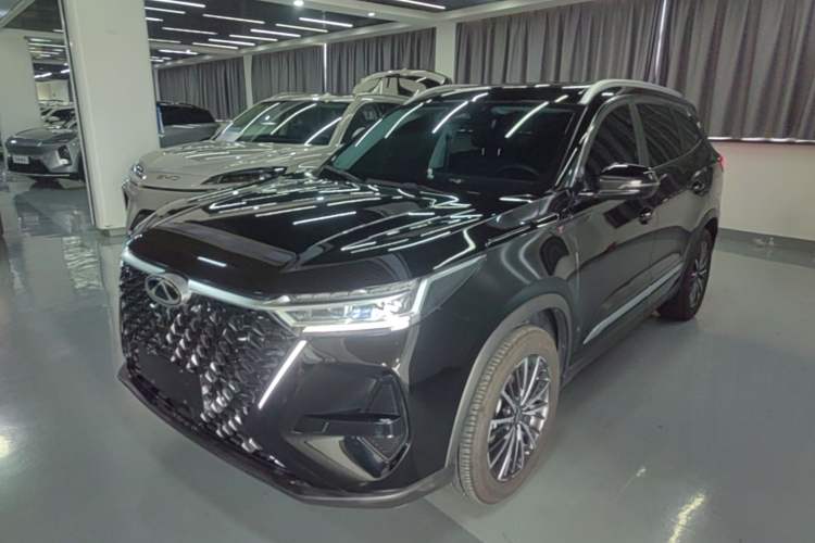 Chery Tiggo 8 PRO 2025 290T Two-Wheel-Drive Luxury Edition