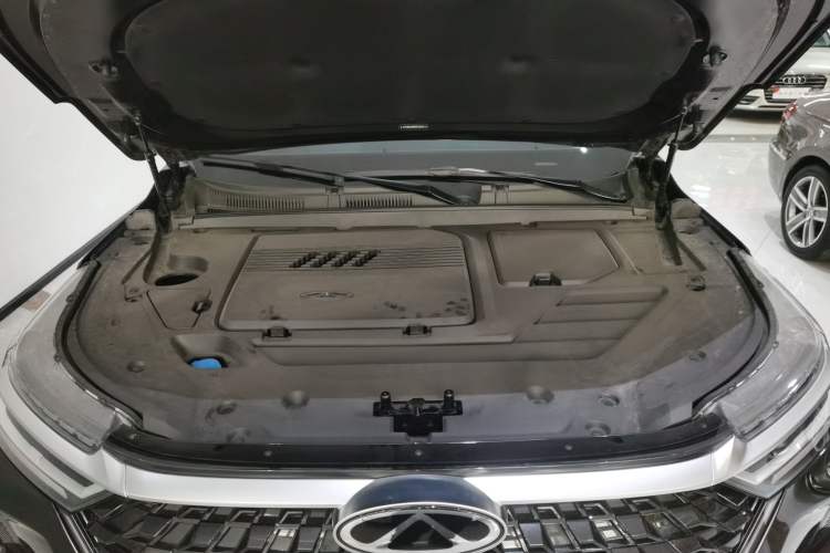 Used Chery Tiggo 8 PRO 2025 290T Two-Wheel-Drive Luxury Edition Engine Bay