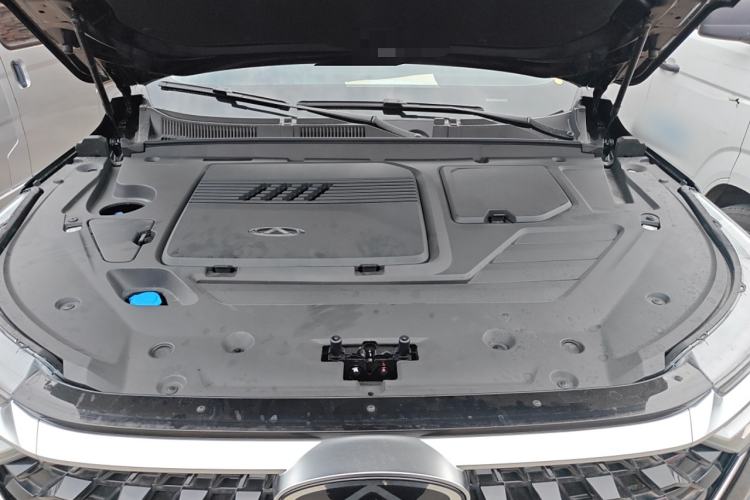 Used Chery Tiggo 8 PRO 2025 290T Two-Wheel-Drive Luxury Edition Engine Bay