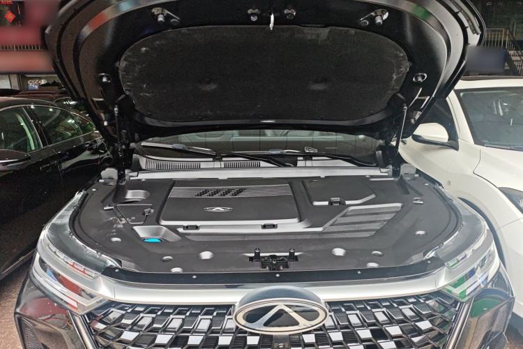 Used Chery Tiggo 8 PRO 2025 290T Two-Wheel-Drive Luxury Edition Engine Bay