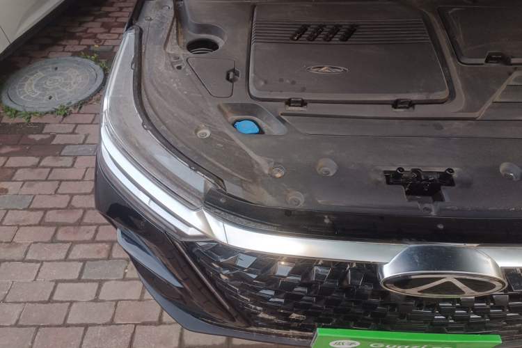 Used Chery Tiggo 8 PRO 2025 290T Two-Wheel-Drive Luxury Edition Engine Bay Right