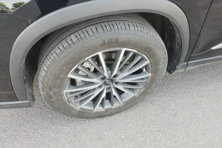 Used Chery Tiggo 8 PRO 2025 290T Two-Wheel Drive Prestige Edition Exterior 4