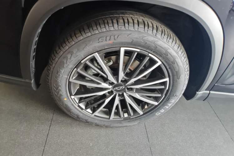 Used Chery Tiggo 8 PRO 2025 290T Two-Wheel-Drive Luxury Edition Exterior 4
