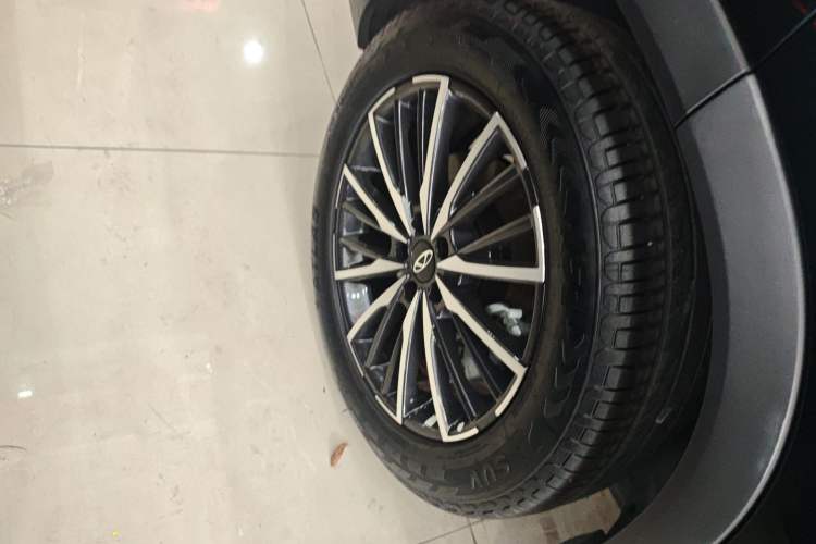 Used Chery Tiggo 8 PRO 2025 290T Two-Wheel Drive Prestige Edition Exterior 5