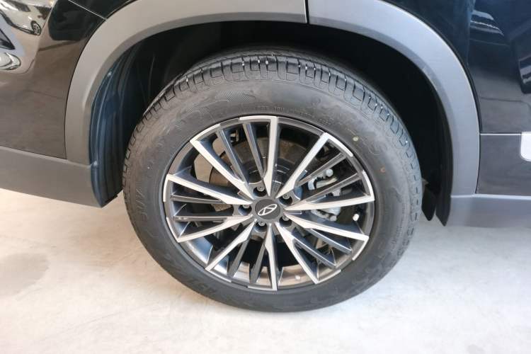 Used Chery Tiggo 8 PRO 2025 290T Two-Wheel-Drive Luxury Edition Exterior 8