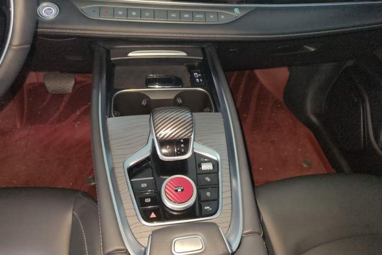 Used Chery Tiggo 8 PRO 2025 290T Two-Wheel-Drive Luxury Edition Gear Lever