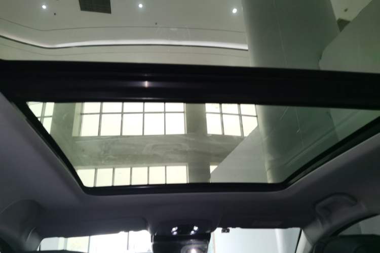 Used Chery Tiggo 8 PRO 2025 290T Two-Wheel-Drive Luxury Edition Headliner