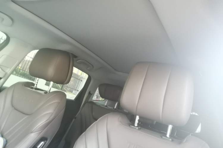 Used Chery Tiggo 8 PRO 2025 290T Two-Wheel Drive Prestige Edition Headliner