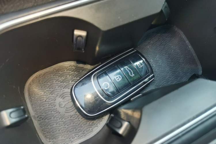 Used Chery Tiggo 8 PRO 2025 290T Two-Wheel Drive Prestige Edition Interior 1