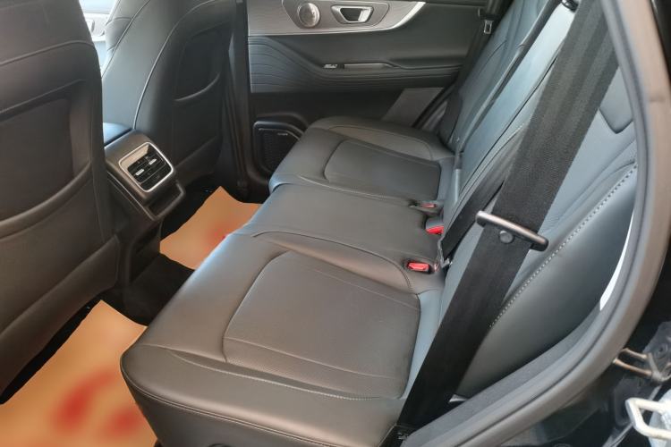 Used Chery Tiggo 8 PRO 2025 290T Two-Wheel-Drive Luxury Edition Interior 4