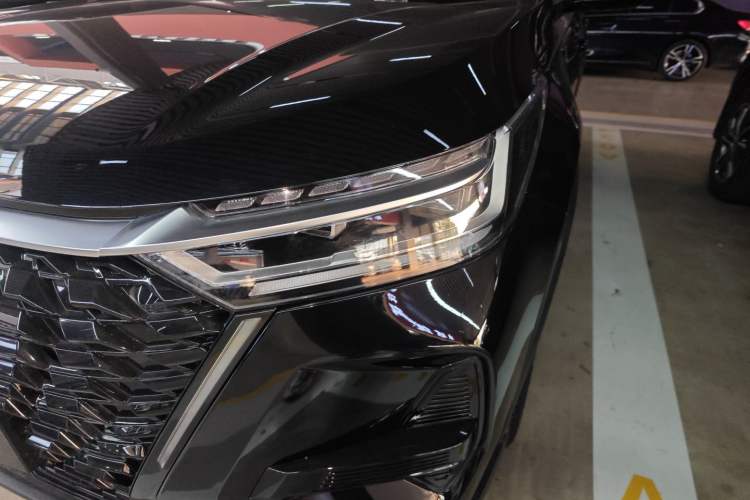 Used Chery Tiggo 8 PRO 2025 290T Two-Wheel-Drive Luxury Edition Left Front Headlight