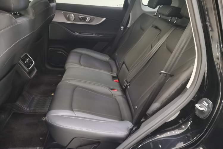 Used Chery Tiggo 8 PRO 2025 290T Two-Wheel-Drive Luxury Edition Left Rear Seat