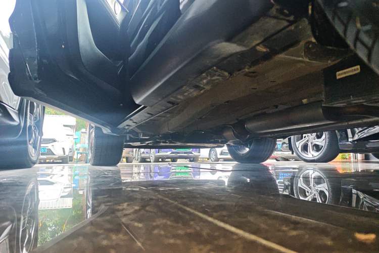 Used Chery Tiggo 8 PRO 2025 290T Two-Wheel-Drive Luxury Edition Left Side Sill