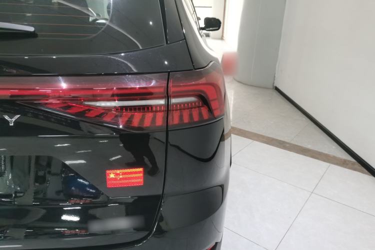 Used Chery Tiggo 8 PRO 2025 290T Two-Wheel-Drive Luxury Edition Right Rear Taillight