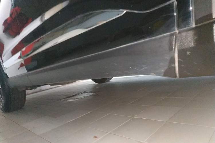 Used Chery Tiggo 8 PRO 2025 290T Two-Wheel-Drive Luxury Edition Right Side Sill