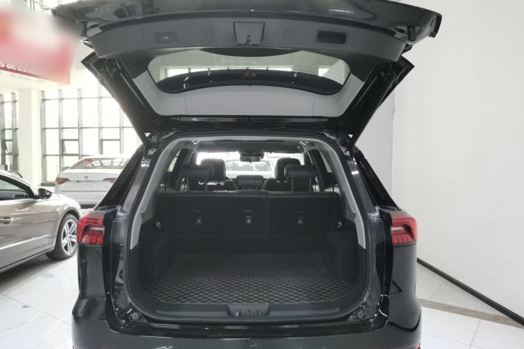 Used Chery Tiggo 8 PRO 2025 290T Two-Wheel-Drive Luxury Edition Trunk