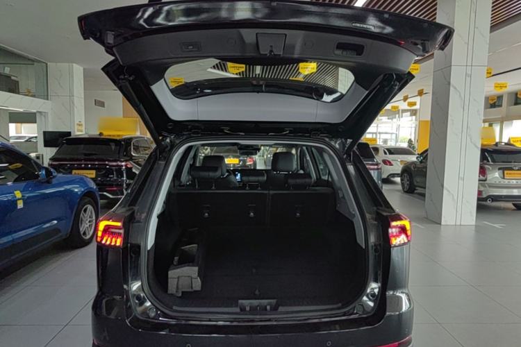 Used Chery Tiggo 8 PRO 2025 290T Two-Wheel-Drive Luxury Edition Trunk