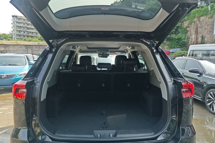 Used Chery Tiggo 8 PRO 2025 290T Two-Wheel-Drive Luxury Edition Trunk