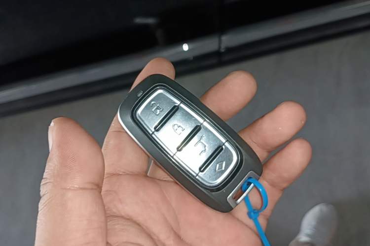 Used Chery Tiggo 8 PRO 2025 290T Two-Wheel-Drive Luxury Edition Vehicle Key