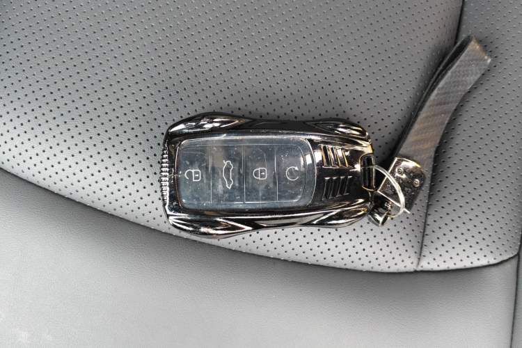 Used Chery Tiggo 8 PRO 2025 290T Two-Wheel-Drive Luxury Edition Vehicle Key