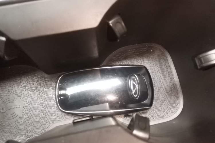 Used Chery Tiggo 8 PRO 2025 290T Two-Wheel-Drive Luxury Edition Vehicle Key