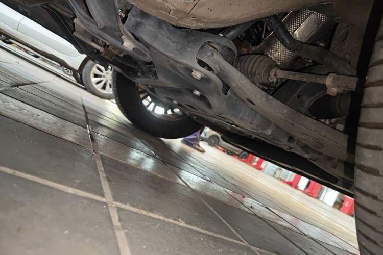 Used Chery Tiggo 8 PRO 2025 290T Two-Wheel Drive Prestige Edition Chassis Front Right