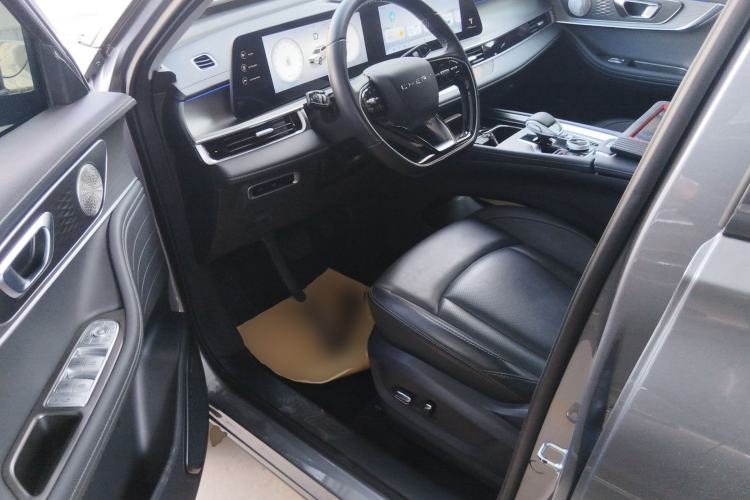Used Chery Tiggo 8 PRO 2025 290T Two-Wheel-Drive Luxury Edition Driver Seat