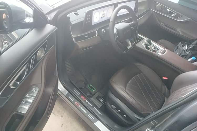 Used Chery Tiggo 8 PRO 2025 290T Two-Wheel Drive Prestige Edition Driver Seat