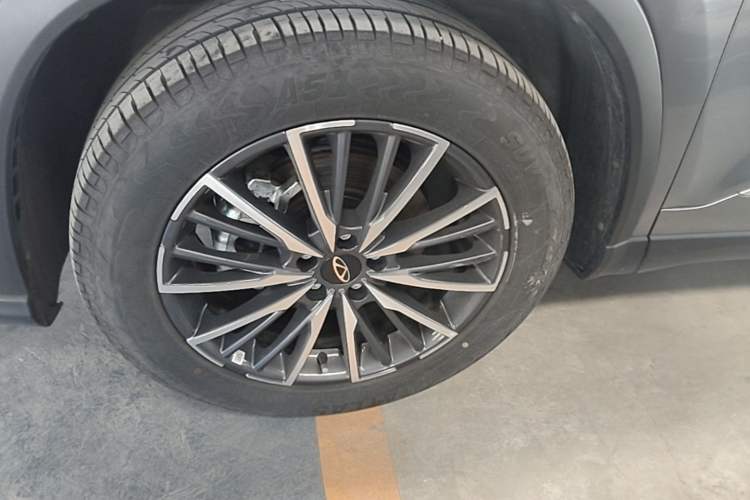 Used Chery Tiggo 8 PRO 2025 290T Two-Wheel Drive Prestige Edition Exterior 4
