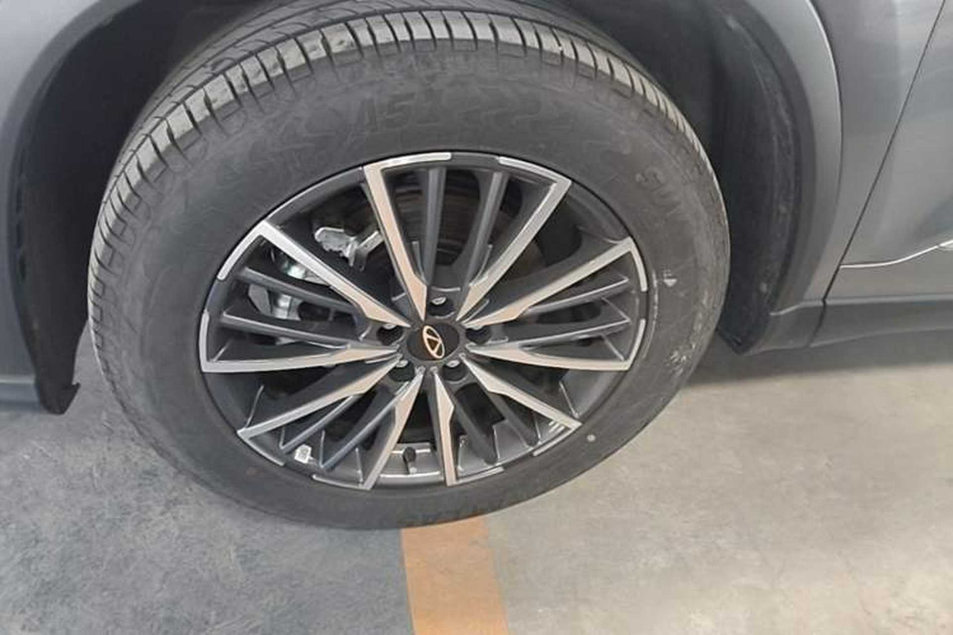 Used Chery Tiggo 8 PRO 2025 290T Two-Wheel Drive Prestige Edition Exterior 4