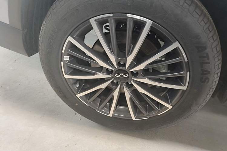 Used Chery Tiggo 8 PRO 2025 290T Two-Wheel Drive Prestige Edition Exterior 5