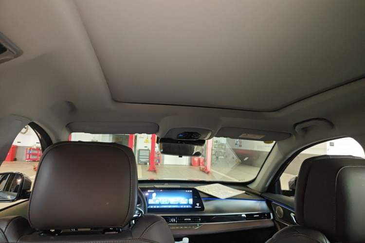 Used Chery Tiggo 8 PRO 2025 290T Two-Wheel Drive Prestige Edition Headliner