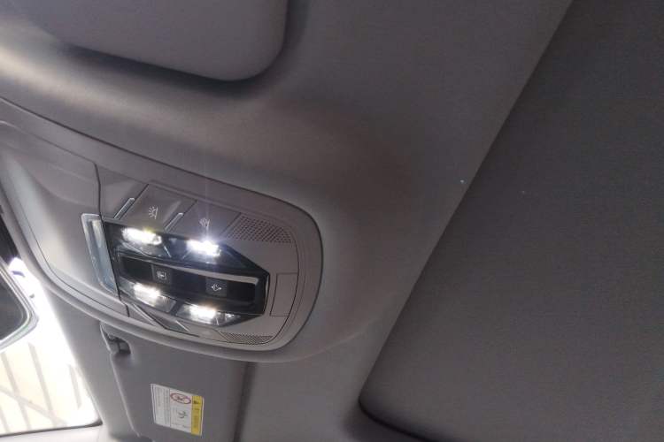 Used Chery Tiggo 8 PRO 2025 290T Two-Wheel-Drive Luxury Edition Headliner