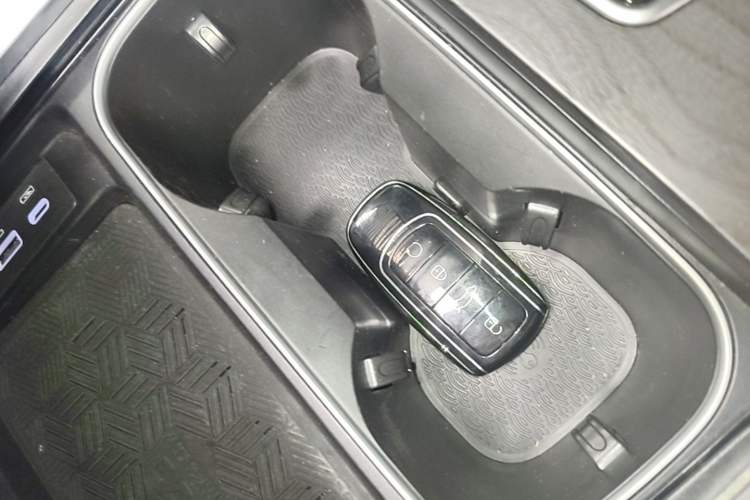 Used Chery Tiggo 8 PRO 2025 290T Two-Wheel Drive Prestige Edition Interior 1