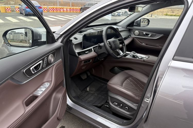 Used Chery Tiggo 8 PRO 2025 290T Two-Wheel Drive Prestige Edition Interior 3
