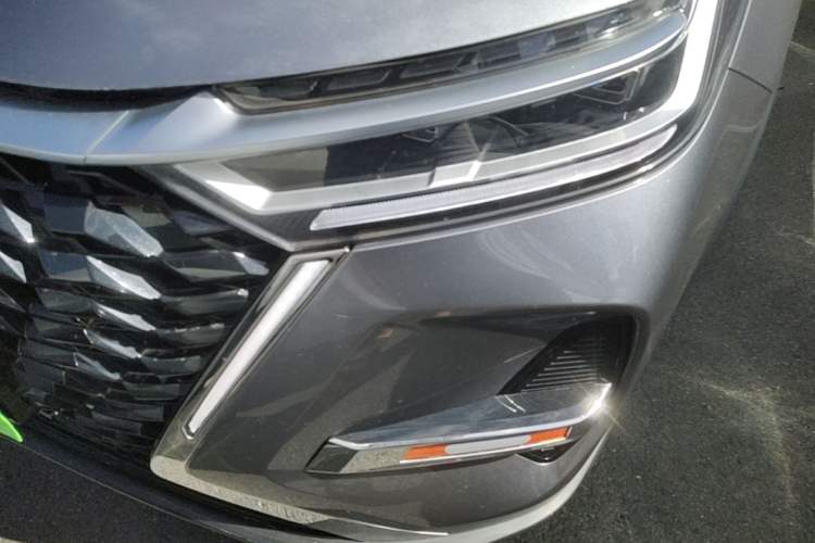 Used Chery Tiggo 8 PRO 2025 290T Two-Wheel-Drive Luxury Edition Left Front Headlight