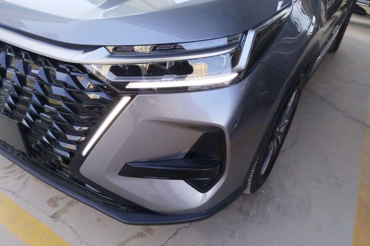 Used Chery Tiggo 8 PRO 2025 290T Two-Wheel-Drive Luxury Edition Left Front Headlight