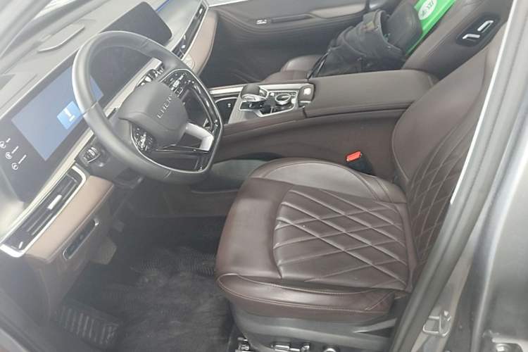 Used Chery Tiggo 8 PRO 2025 290T Two-Wheel Drive Prestige Edition Left Front Seat