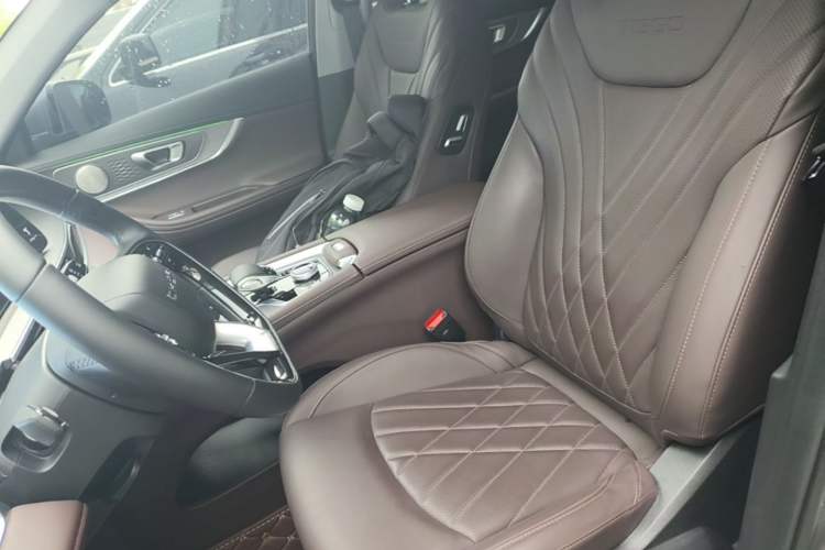 Used Chery Tiggo 8 PRO 2025 290T Two-Wheel Drive Prestige Edition Left Front Seat