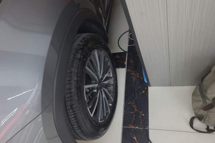 Used Chery Tiggo 8 PRO 2025 290T Two-Wheel Drive Prestige Edition Left Front Wheel Hub