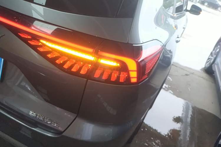 Used Chery Tiggo 8 PRO 2025 290T Two-Wheel Drive Prestige Edition Right Rear Taillight