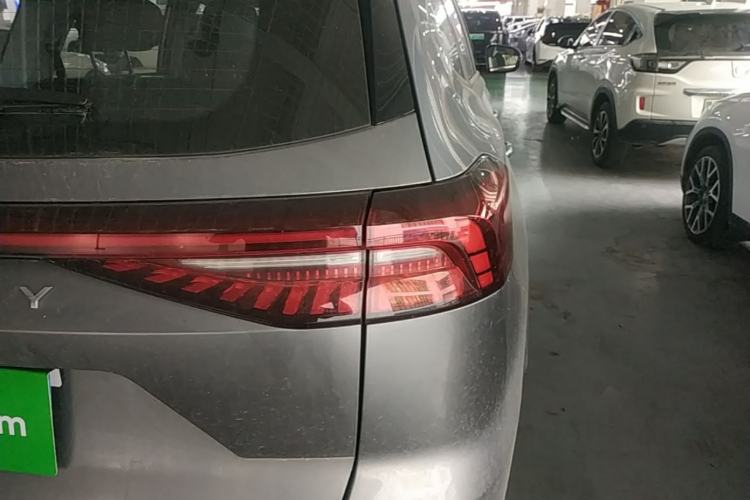 Used Chery Tiggo 8 PRO 2025 290T Two-Wheel Drive Prestige Edition Right Rear Taillight