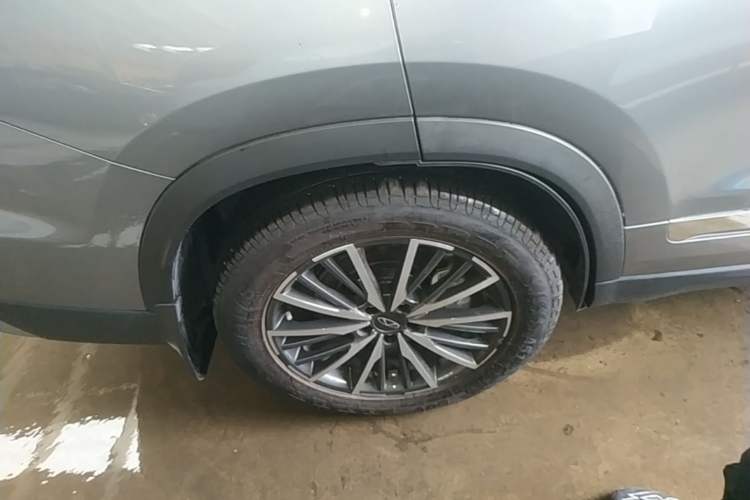 Used Chery Tiggo 8 PRO 2025 290T Two-Wheel Drive Prestige Edition Right Rear Wheel Hub