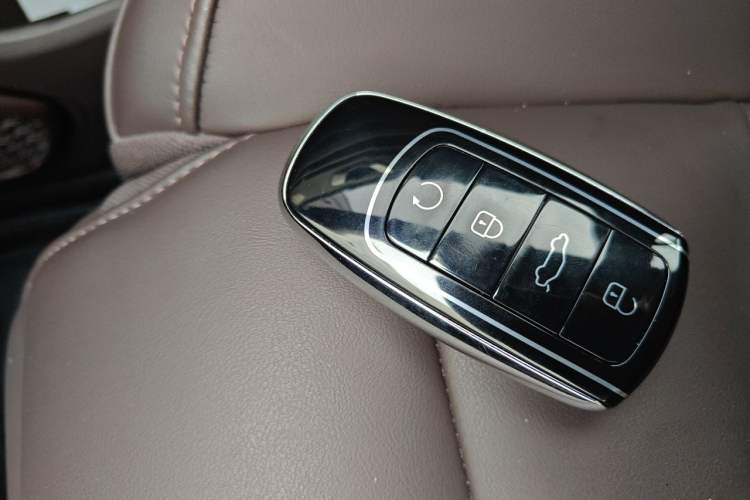 Used Chery Tiggo 8 PRO 2025 290T Two-Wheel Drive Prestige Edition Vehicle Key