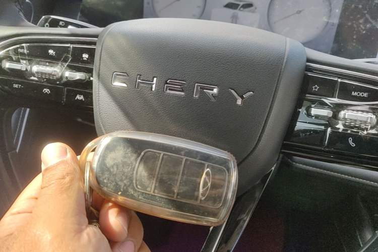 Used Chery Tiggo 8 PRO 2025 290T Two-Wheel-Drive Luxury Edition Vehicle Key