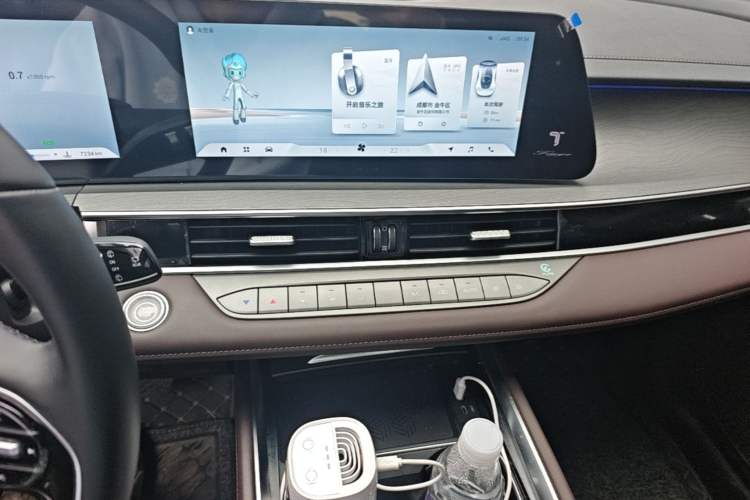 Used Chery Tiggo 8 PRO 2025 390T Two-Wheel Drive Prestige Version I Audio And AC Panel