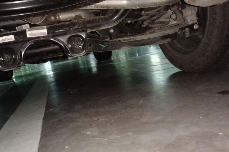 Used Chery Tiggo 8 PRO 2025 290T Two-Wheel-Drive Luxury Edition Chassis Rear