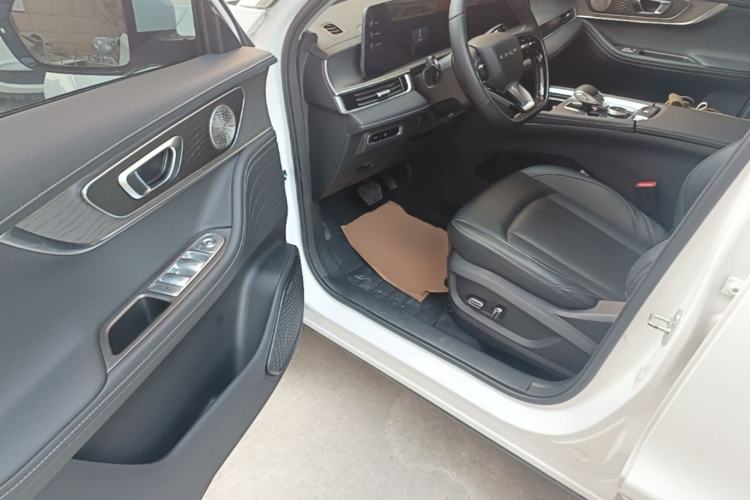 Used Chery Tiggo 8 PRO 2025 290T Two-Wheel-Drive Luxury Edition Driver Seat