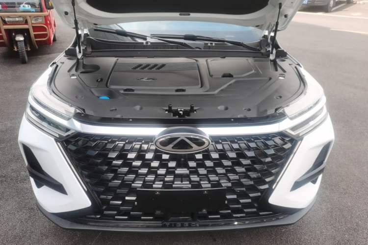 Used Chery Tiggo 8 PRO 2025 290T Two-Wheel-Drive Luxury Edition Engine Bay