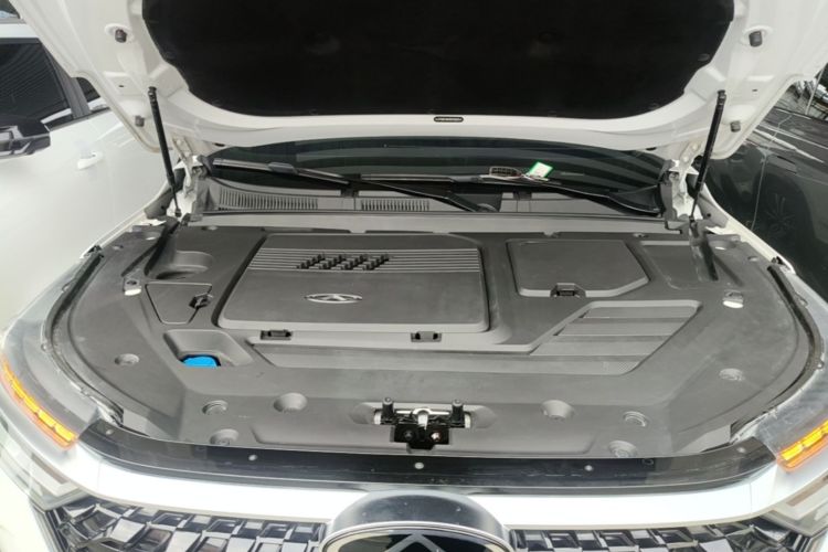Used Chery Tiggo 8 PRO 2025 290T Two-Wheel-Drive Luxury Edition Engine Bay
